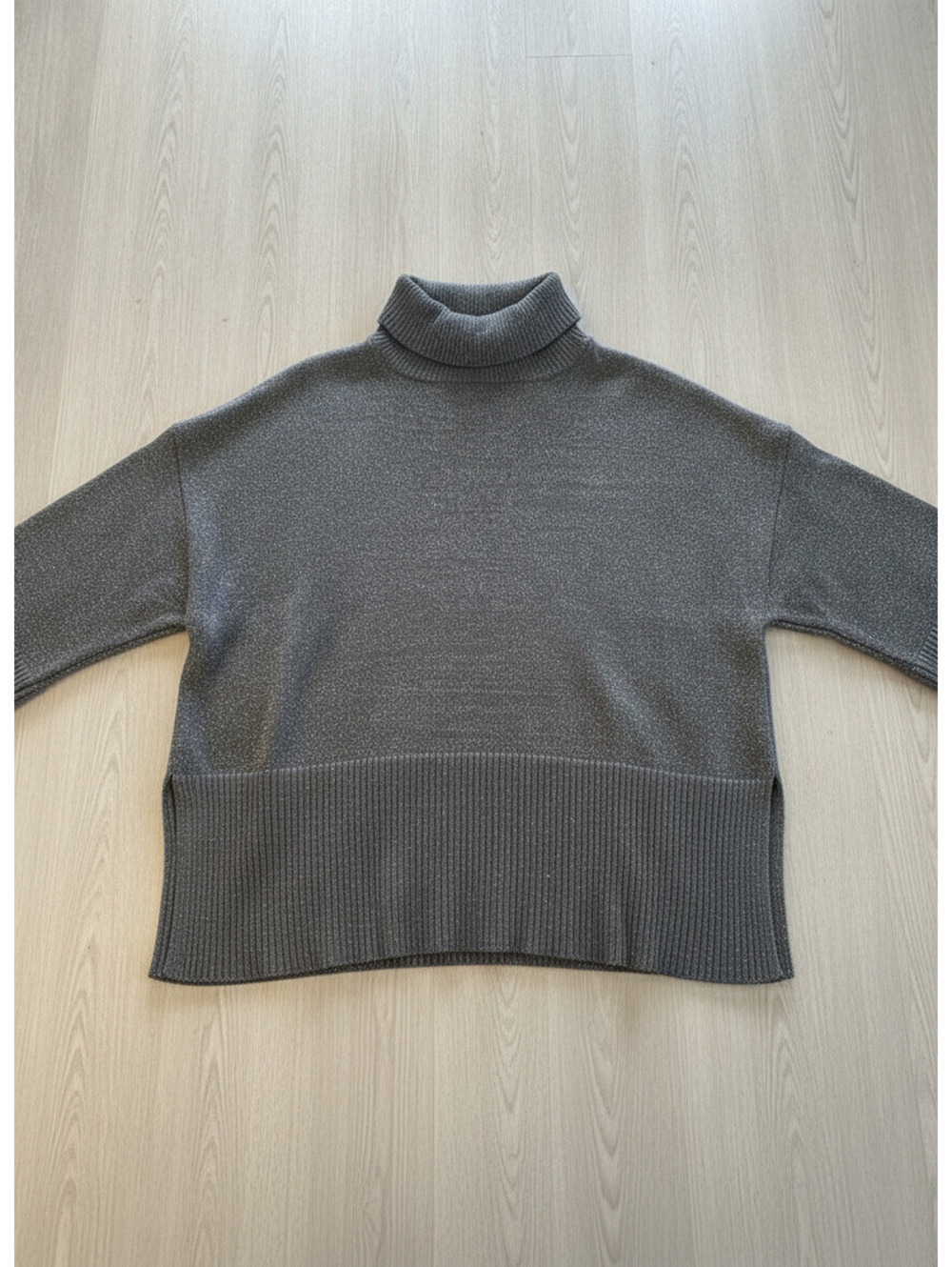 GAP Women's Large Gray Turtleneck Sweater with Metallic Thread